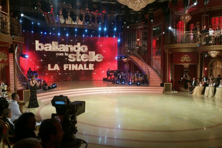 ArcDZbZ_4OAJw2-QvFvkaDJwFYUamiDQN7Z7xXblGXJ_